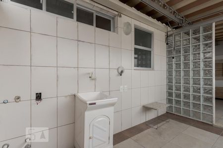 Apartamento à venda com 230m², 3 quartos e 1 vagaÁrea de Serviço 2