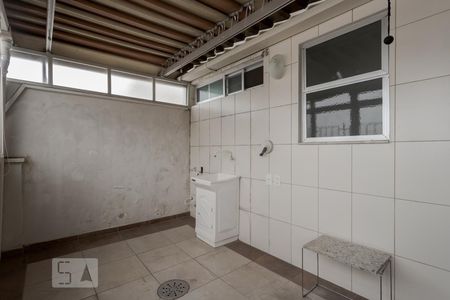 Apartamento à venda com 230m², 3 quartos e 1 vagaÁrea de Serviço 2
