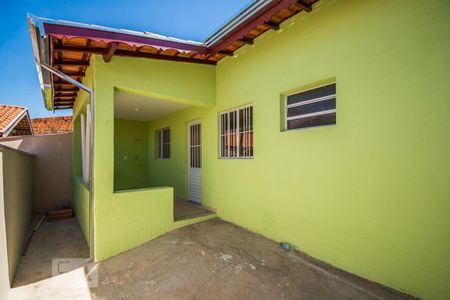 Casa para alugar com 47m², 1 quarto e sem vaga Casa para alugar com 47m², 1 quarto e sem vagaFachada
