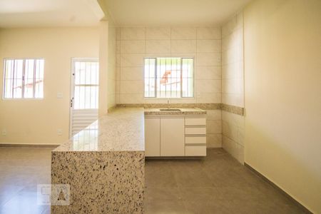 Casa para alugar com 47m², 1 quarto e sem vaga Casa para alugar com 47m², 1 quarto e sem vagaCozinha