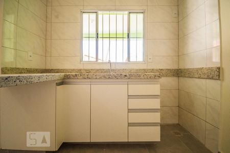 Casa para alugar com 47m², 1 quarto e sem vaga Casa para alugar com 47m², 1 quarto e sem vagaCozinha