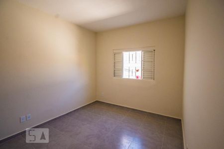 Casa para alugar com 47m², 1 quarto e sem vaga Casa para alugar com 47m², 1 quarto e sem vagaQuarto