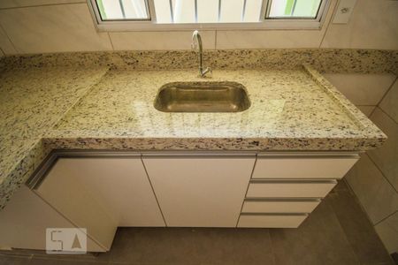 Casa para alugar com 47m², 1 quarto e sem vaga Casa para alugar com 47m², 1 quarto e sem vagaCozinha