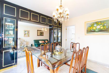 Sala de Jantar de apartamento à venda com 4 quartos, 229m² em Higienópolis, São Paulo