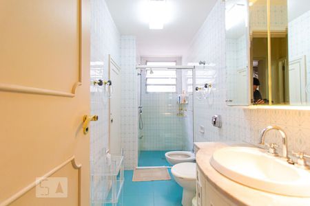 Apartamento à venda com 229m², 4 quartos e 2 vagasBanheiro Social