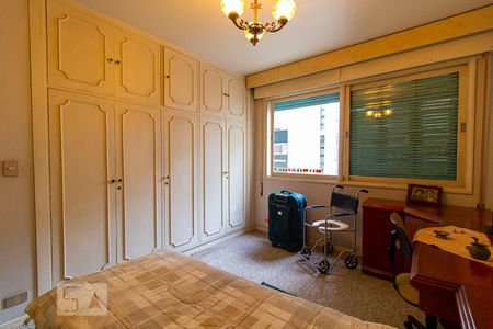 Apartamento à venda com 229m², 4 quartos e 2 vagasSuíte 2