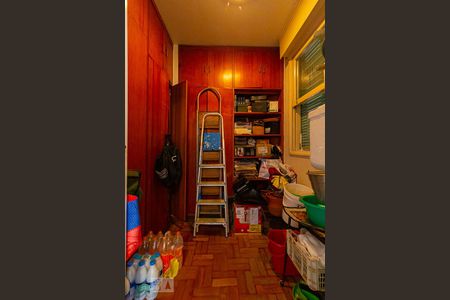 Apartamento à venda com 229m², 4 quartos e 2 vagasQuarto de Serviço