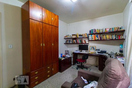 Apartamento à venda com 229m², 4 quartos e 2 vagasQuarto 4