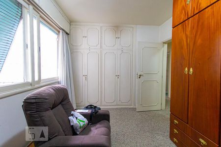 Apartamento à venda com 229m², 4 quartos e 2 vagasQuarto 4