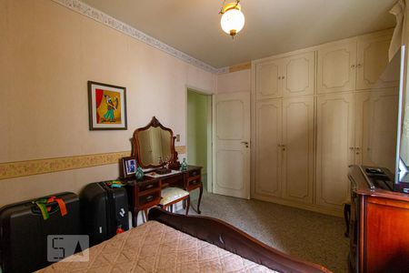 Apartamento à venda com 229m², 4 quartos e 2 vagasQuarto 3