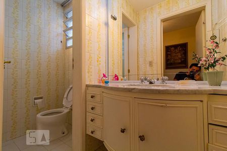 Apartamento à venda com 229m², 4 quartos e 2 vagasLavabo