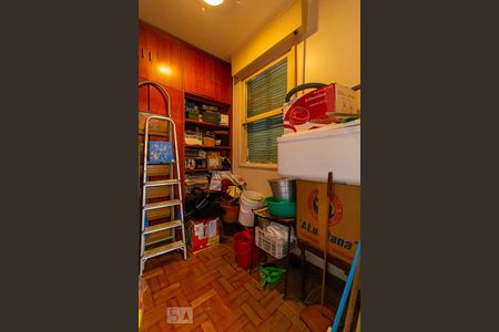 Apartamento à venda com 229m², 4 quartos e 2 vagasQuarto de Serviço