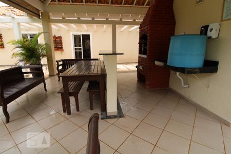 Apartamento à venda com 42m², 2 quartos e 1 vagaÁrea comum - Churrasqueira