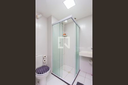 Banheiro de apartamento à venda com 1 quarto, 28m² em Jardim Brasília (zona Norte), São Paulo