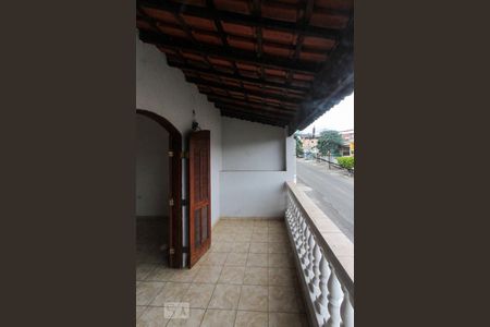 varanda de casa para alugar com 2 quartos, 70m² em Jardim Tietê, São Paulo