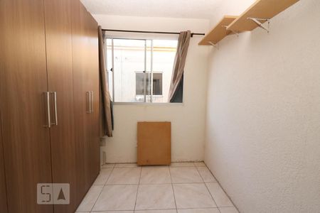 Quarto 1 de apartamento para alugar com 2 quartos, 42m² em Sarandi, Porto Alegre