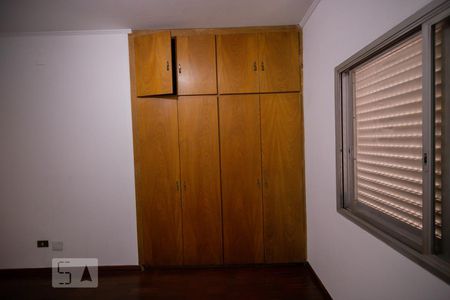 Casa à venda com 260m², 3 quartos e 4 vagasSuite 2