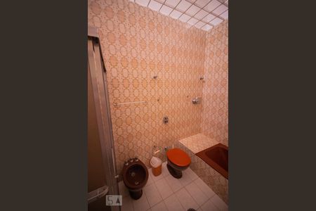 Casa à venda com 260m², 3 quartos e 4 vagasSuite 2