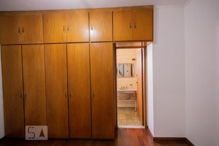 Suite 1 de casa à venda com 3 quartos, 260m² em Jardim Jussara, São Paulo