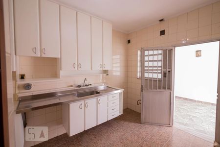 Casa à venda com 260m², 3 quartos e 4 vagasCozinha