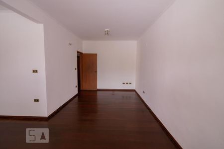 Sala de casa à venda com 3 quartos, 260m² em Jardim Jussara, São Paulo