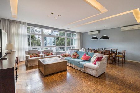 Sala de apartamento para alugar com 3 quartos, 250m² em Floresta, Porto Alegre