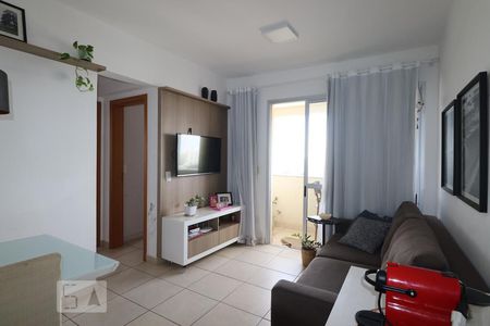 Sala de apartamento para alugar com 2 quartos, 62m² em Vila Maria José, Goiânia