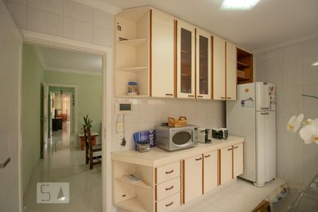 Casa à venda com 300m², 4 quartos e 5 vagasCozinha