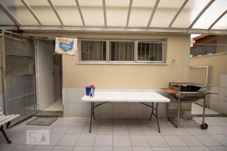 Casa à venda com 300m², 4 quartos e 5 vagasQuintal