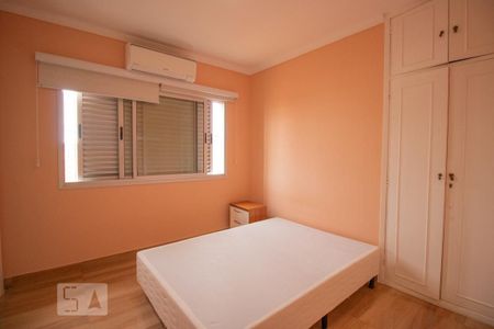 Casa à venda com 300m², 4 quartos e 5 vagasSuíte 2