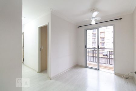Apartamento para alugar com 49m², 2 quartos e 1 vaga Apartamento para alugar com 49m², 2 quartos e 1 vagaSala