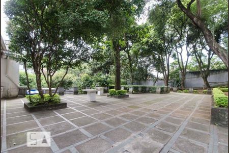 Apartamento à venda com 71m², 2 quartos e 1 vagaarea condominio