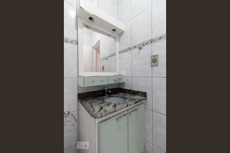 Banheiro  de casa para alugar com 3 quartos, 298m² em Vila Formosa, São Paulo