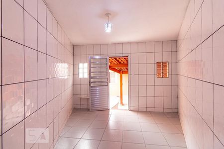 Casa para alugar com 298m², 3 quartos e 1 vagaQuarto dos fundos