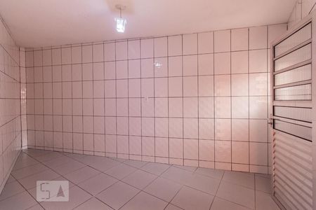 Casa para alugar com 298m², 3 quartos e 1 vagaQuarto dos fundos