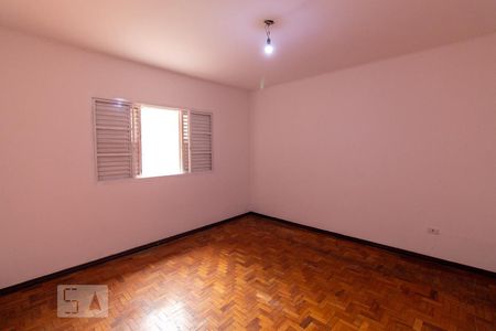 Casa para alugar com 298m², 3 quartos e 1 vagaQuarto 2