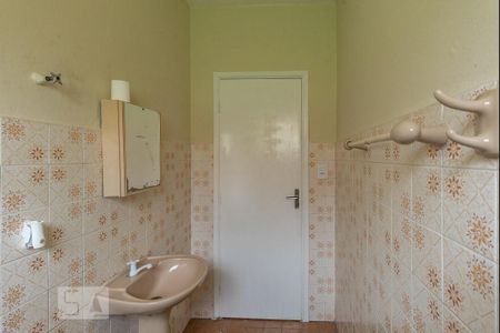 Banheiro de casa para alugar com 1 quarto, 55m² em Jardim do Lago, Campinas