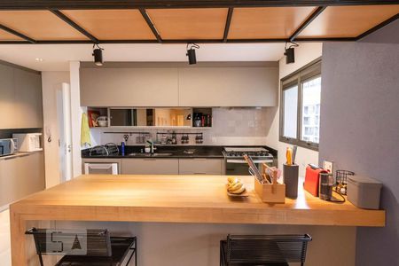 Apartamento para alugar com 149m², 3 quartos e 2 vagas Apartamento para alugar com 149m², 3 quartos e 2 vagasCozinha