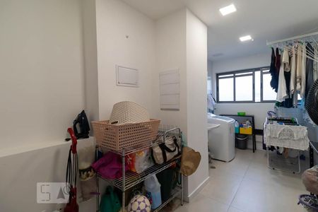 Apartamento para alugar com 149m², 3 quartos e 2 vagas Apartamento para alugar com 149m², 3 quartos e 2 vagasÁrea de serviço