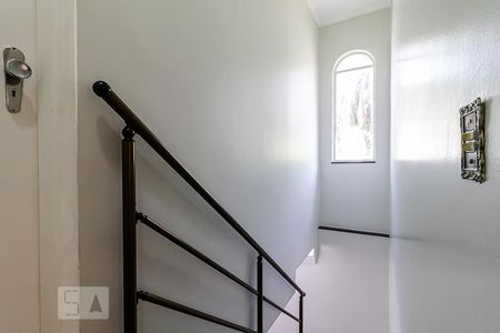Escada de casa para alugar com 3 quartos, 250m² em Jardim Vila Mariana, São Paulo