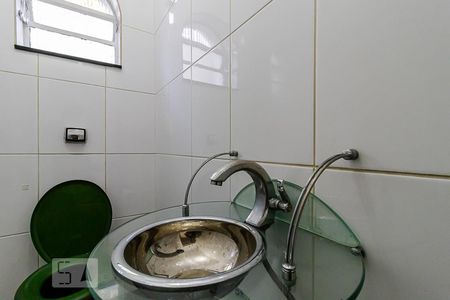 Lavabo de casa para alugar com 3 quartos, 250m² em Jardim Vila Mariana, São Paulo