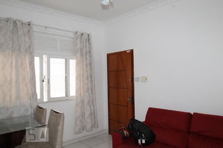 Apartamento à venda com 75m², 3 quartos e 1 vagaSala