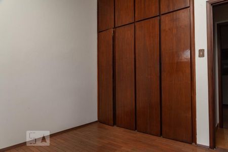 Casa para alugar com 400m², 5 quartos e 4 vagas Casa para alugar com 400m², 5 quartos e 4 vagasQuarto 4