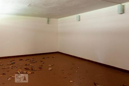 Casa para alugar com 400m², 5 quartos e 4 vagas Casa para alugar com 400m², 5 quartos e 4 vagasDespensa