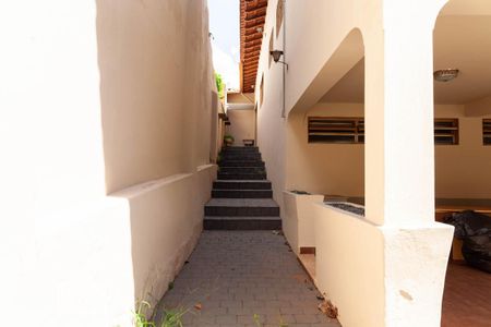 Casa para alugar com 400m², 5 quartos e 4 vagas Casa para alugar com 400m², 5 quartos e 4 vagasÁrea Externa