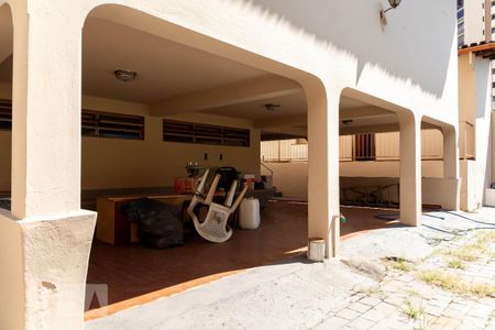 Casa para alugar com 400m², 5 quartos e 4 vagas Casa para alugar com 400m², 5 quartos e 4 vagasÁrea Externa
