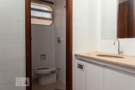 Lavabo de casa para alugar com 5 quartos, 400m² em Centro, Uberlândia