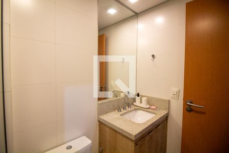 Banheiro de apartamento para alugar com 1 quarto, 41m² em Santo Amaro, São Paulo
