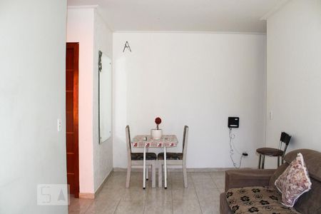 Apartamento à venda com 70m², 2 quartos e 1 vagaSala de Jantar