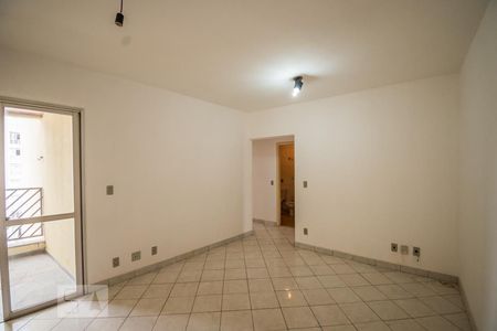 Sala de apartamento para alugar com 3 quartos, 80m² em Centro, Campinas